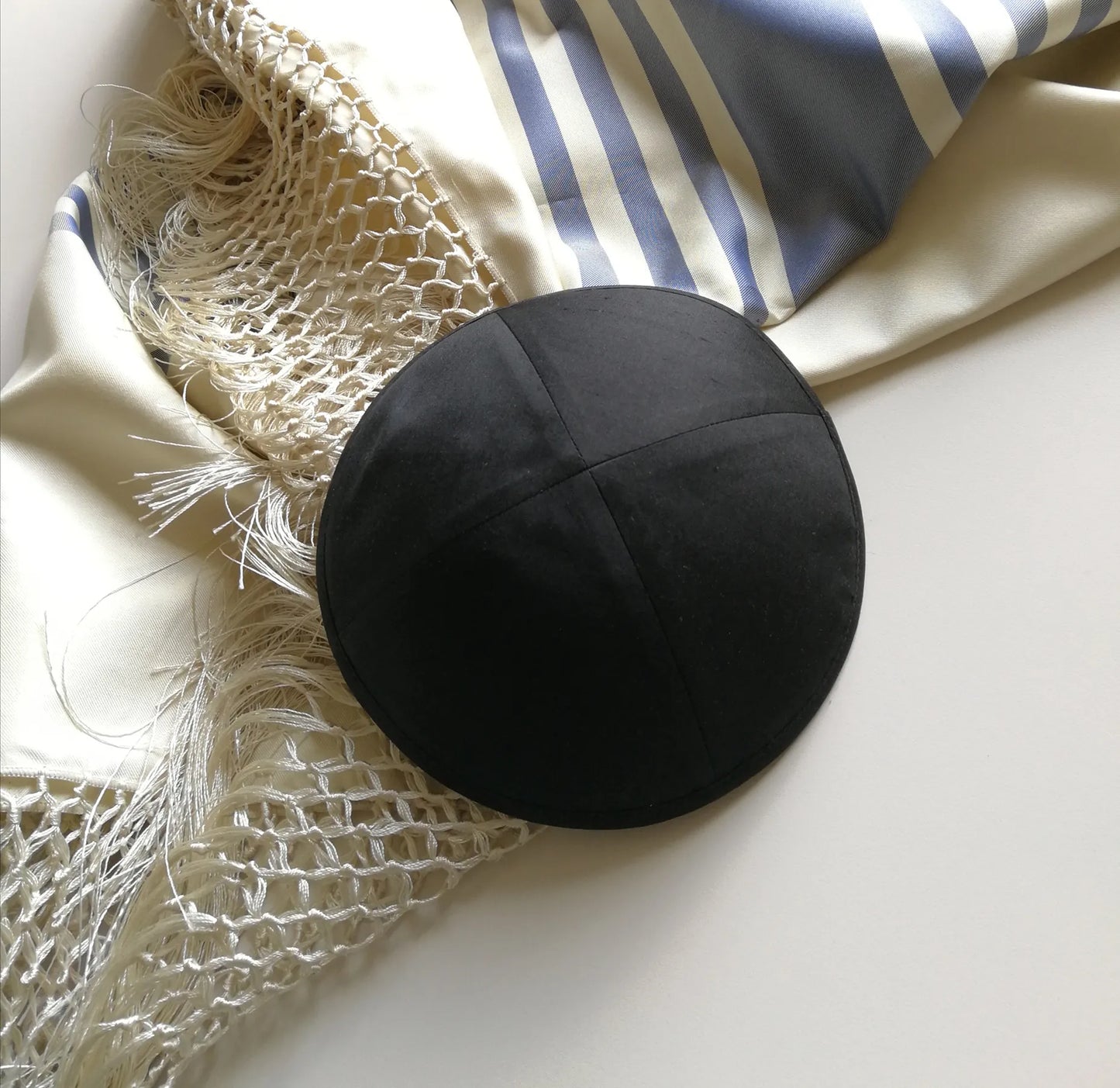 Kippah black with tallit