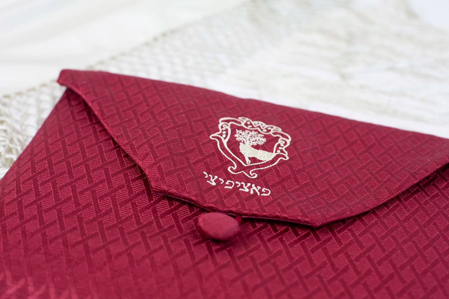 Add your Family Crest on the bag