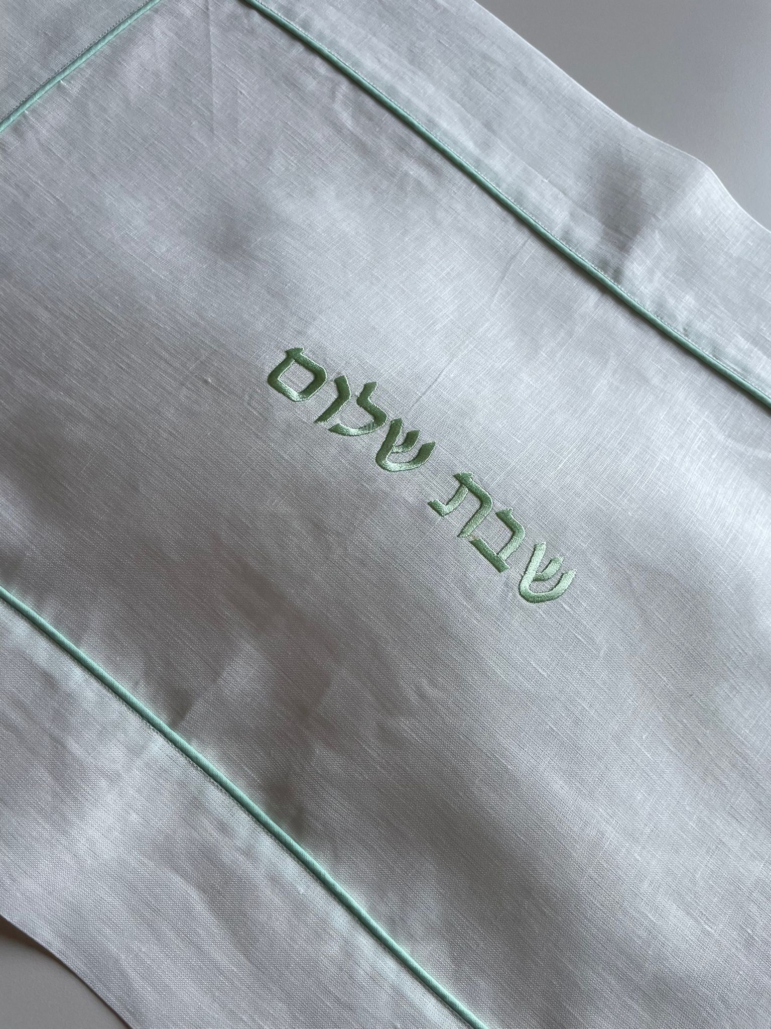 Green Challah Cover Shabat Shalom text