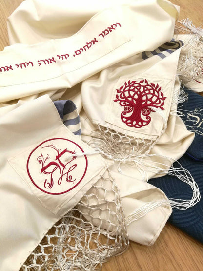 Classic Tallit text and family crest
